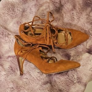TAHARI Elegant RUST Suede Lace-Up Heels